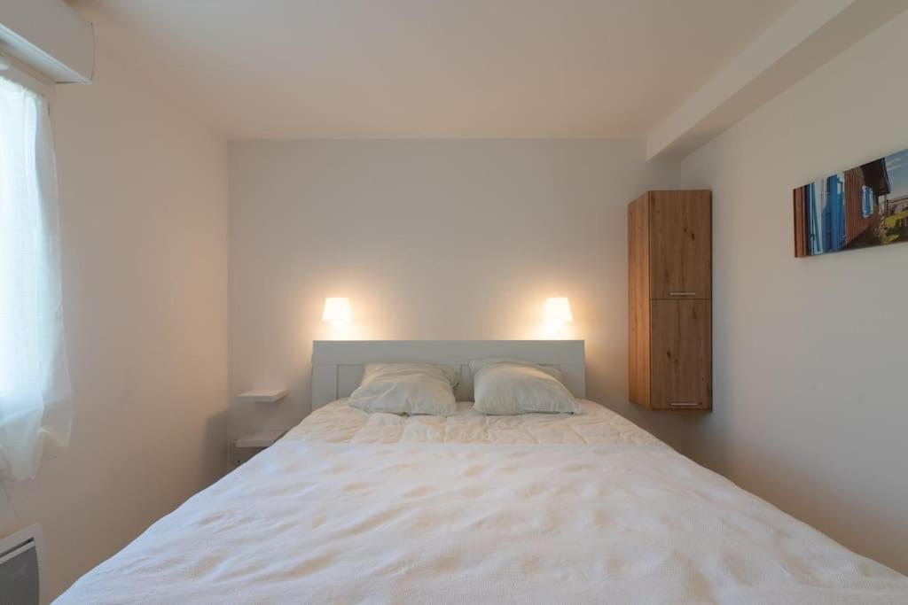 Ravissante Maison 3* Avec Jacuzzi Proche Lac Biscarrosse Bagian luar foto