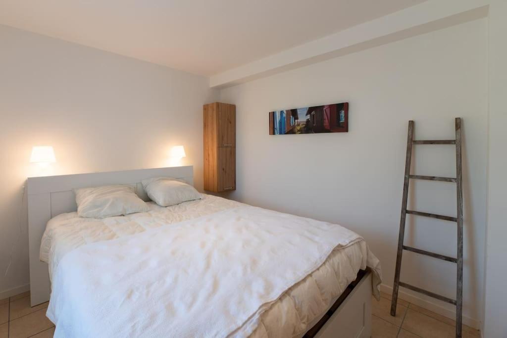 Ravissante Maison 3* Avec Jacuzzi Proche Lac Biscarrosse Bagian luar foto